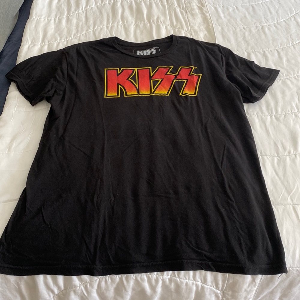 Original Retro Brand Mens Kiss T-Shirt. Black. Med. Like new. Only worn twice